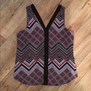 Sleeveless Flowing Top with added strap on neckline, Sz. L